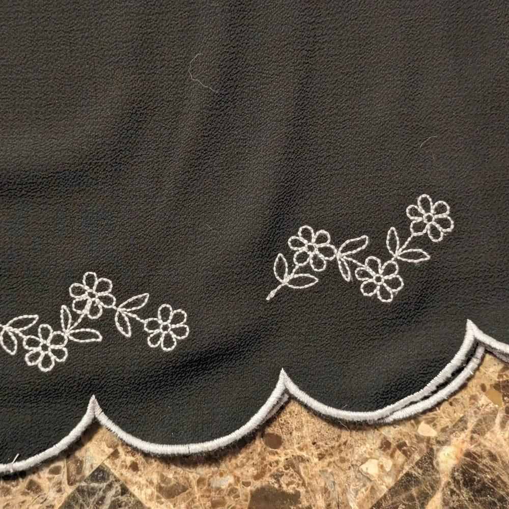 5/$25 Soulmates Open Shoulder Blouse - Picture 4 of 6